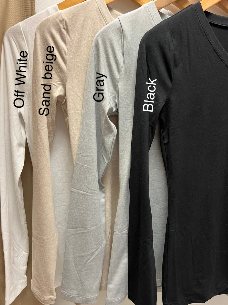 Basic Long Sleeve V Neck in Off White