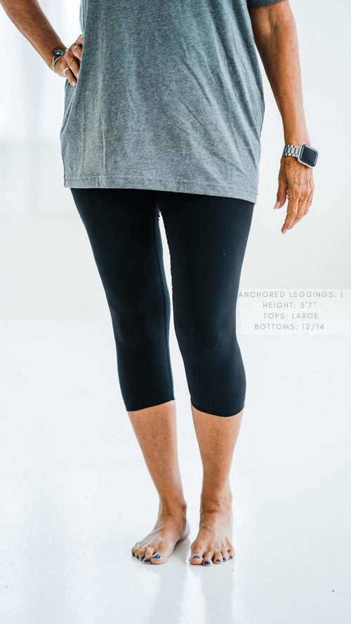 Black Capri Leggings with Pockets