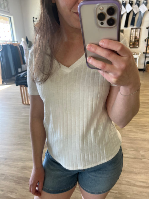Ribbed V Neck Tee in Off White